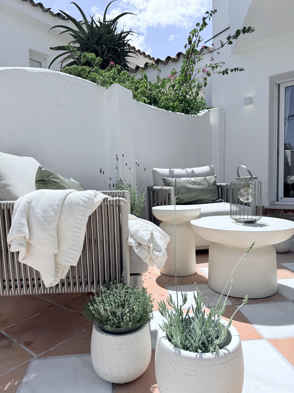 2 Bed Townhouse for sale in Marbella Costa Del Sol, Málaga, Spain