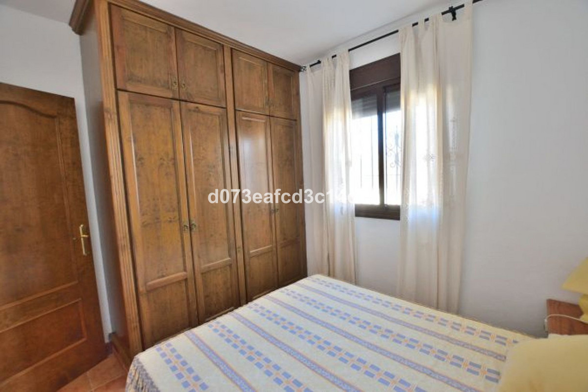 Se vende Finca - Cortijo de 2 dormitorios en Costa Del Sol, Málaga, España