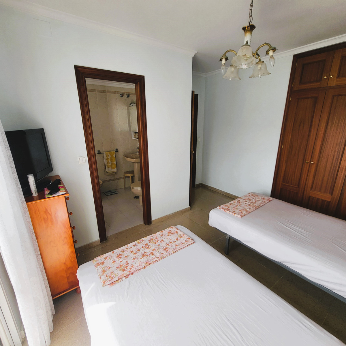 3 Bed Apartment for sale in Estepona Costa Del Sol, Málaga, Spain