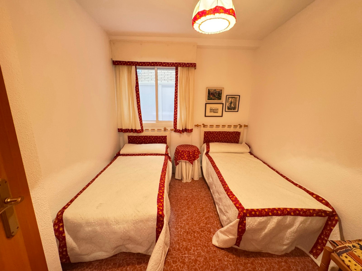 2 Bed Apartment for sale in Guardamar Del Segura Costa Blanca, Alicante, Spain