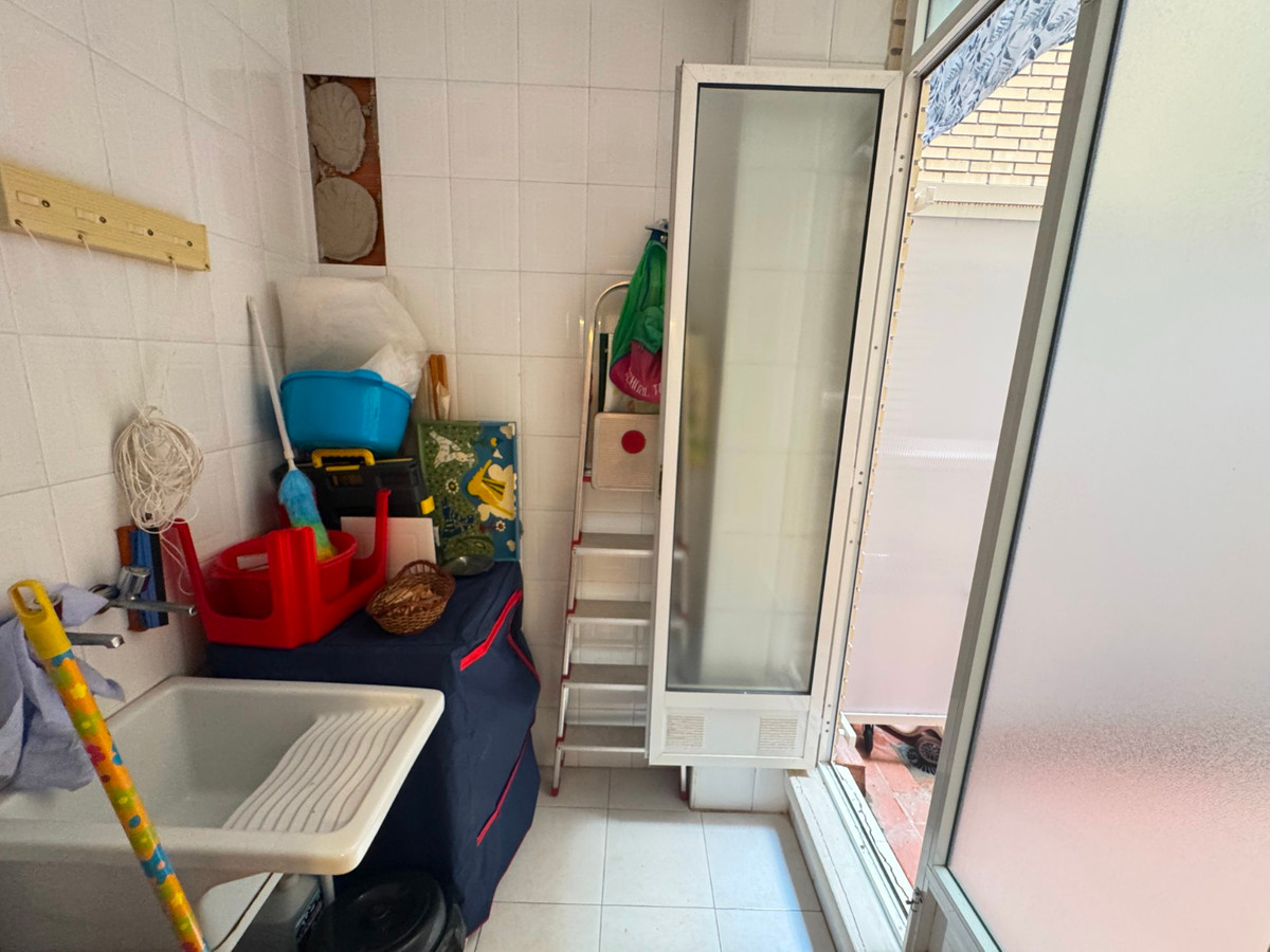 2 Bed Apartment for sale in Guardamar Del Segura Costa Blanca, Alicante, Spain