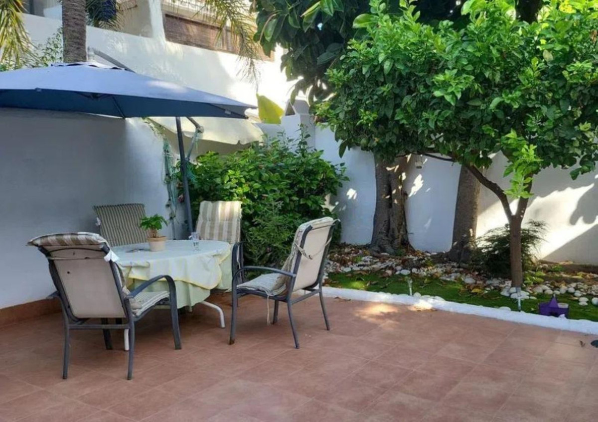 Apartment for sale in Costalita Costa Del Sol, Málaga, Spain