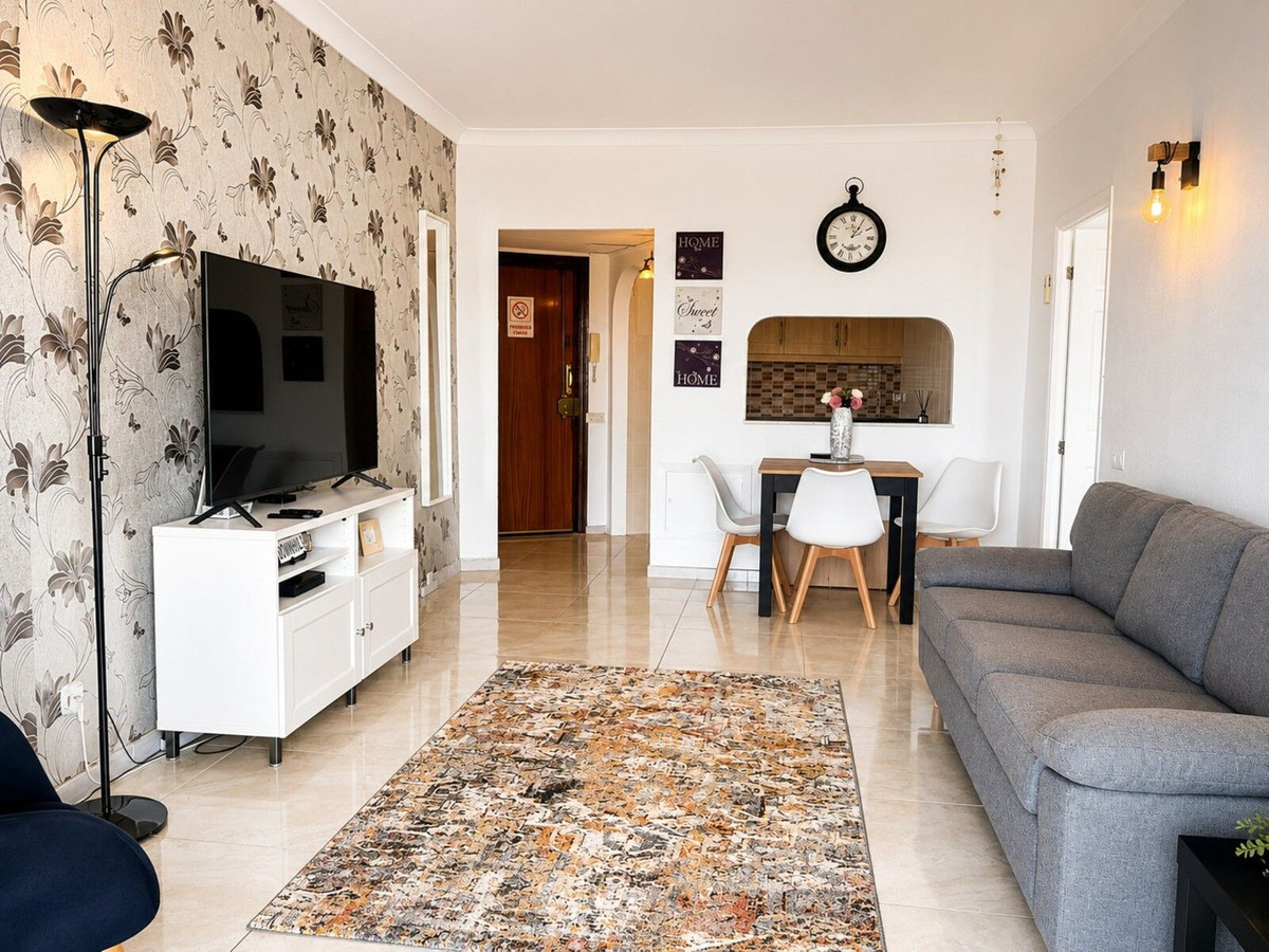 1 Bed Apartment for sale in Benalmadena Costa Costa Del Sol, Málaga, Spain