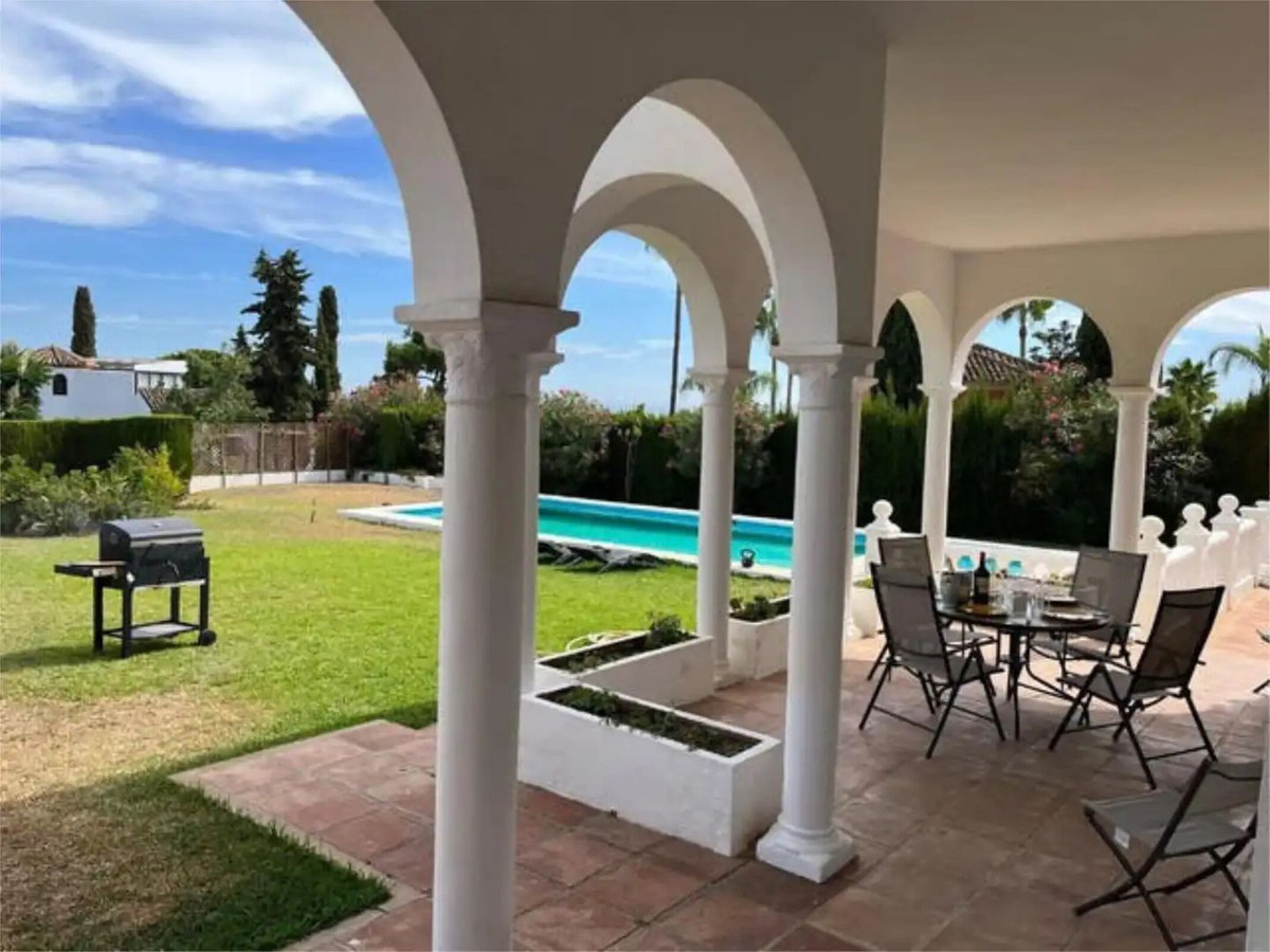 4 Bed Townhouse for sale in Hacienda Las Chapas Costa Del Sol, Málaga, Spain