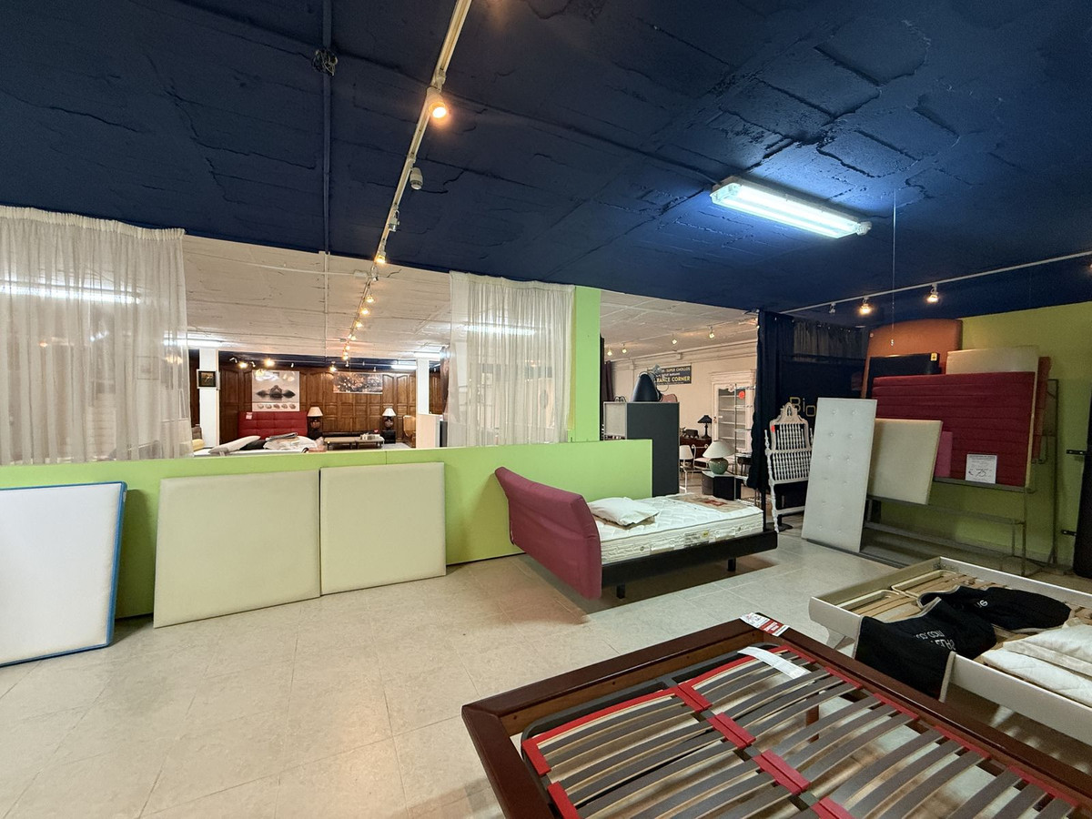 Commercial unit for sale in San Pedro De Alcántara Costa Del Sol, Málaga, Spain
