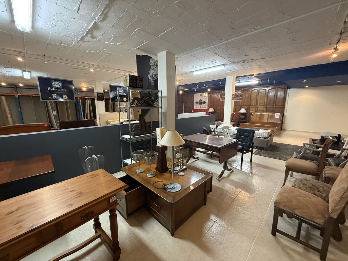 Commercial unit for sale in San Pedro De Alcántara Costa Del Sol, Málaga, Spain