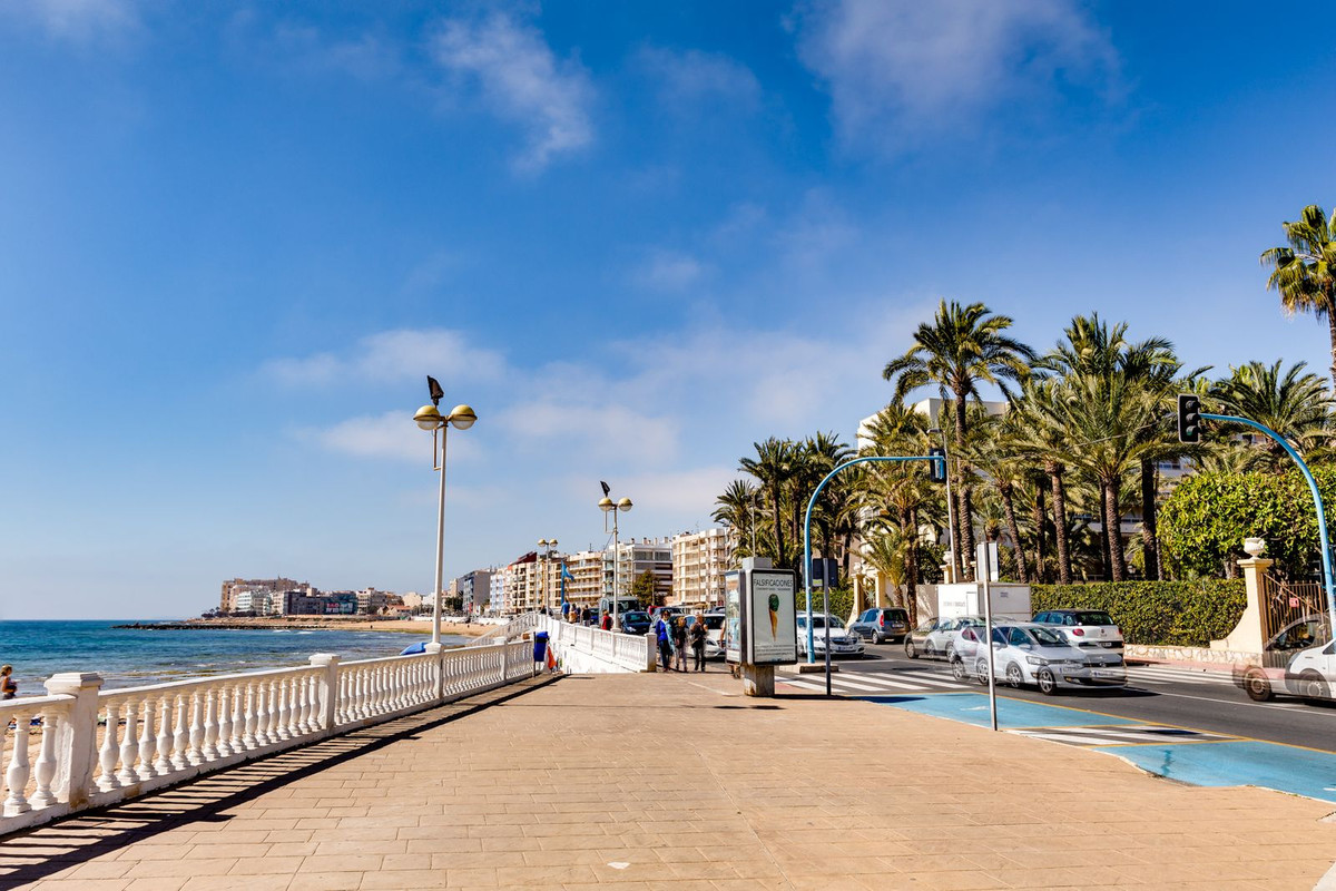 2 Bed Apartment for sale in Torrevieja Costa Blanca, Alicante, Spain