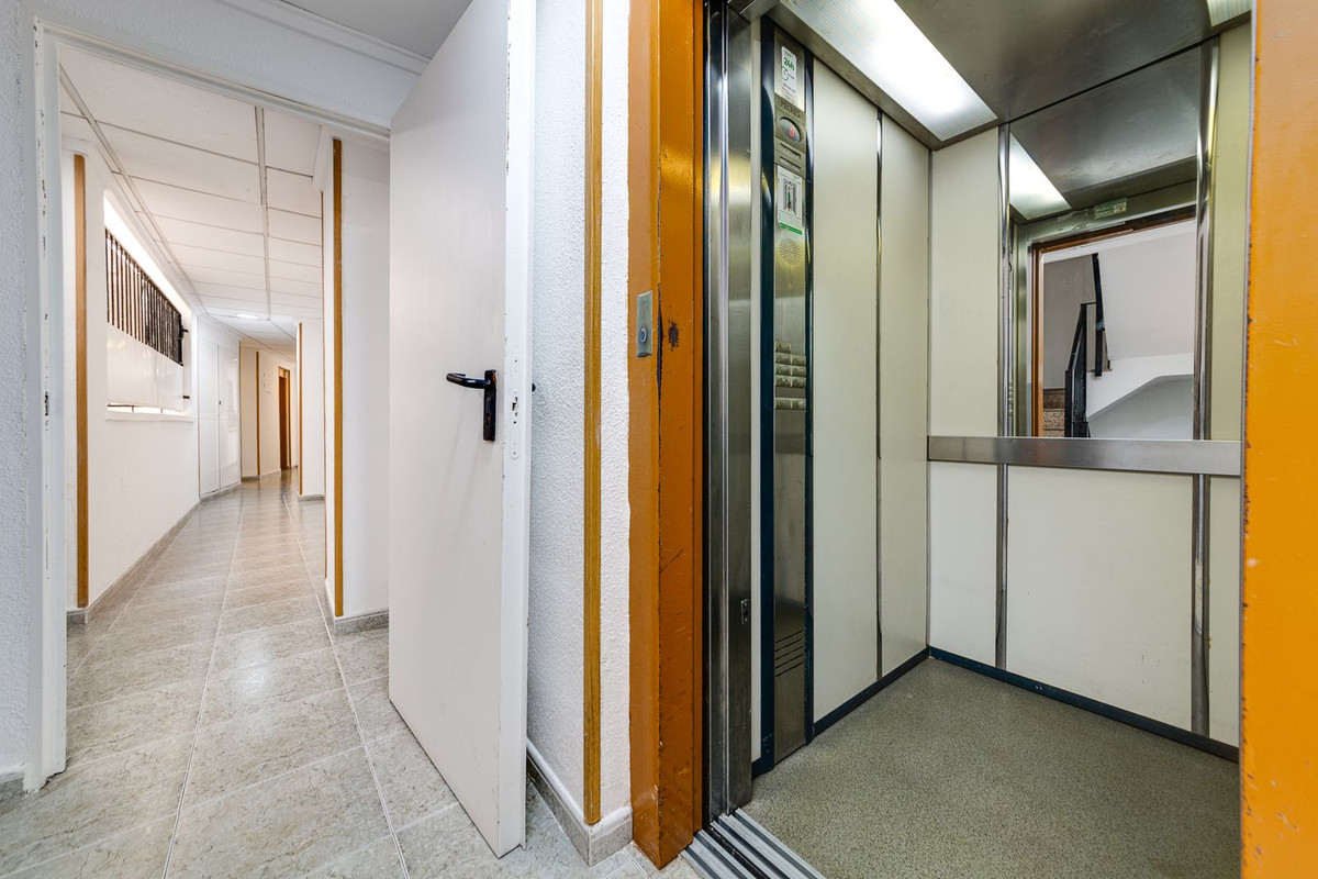 2 Bed Apartment for sale in Torrevieja Costa Blanca, Alicante, Spain