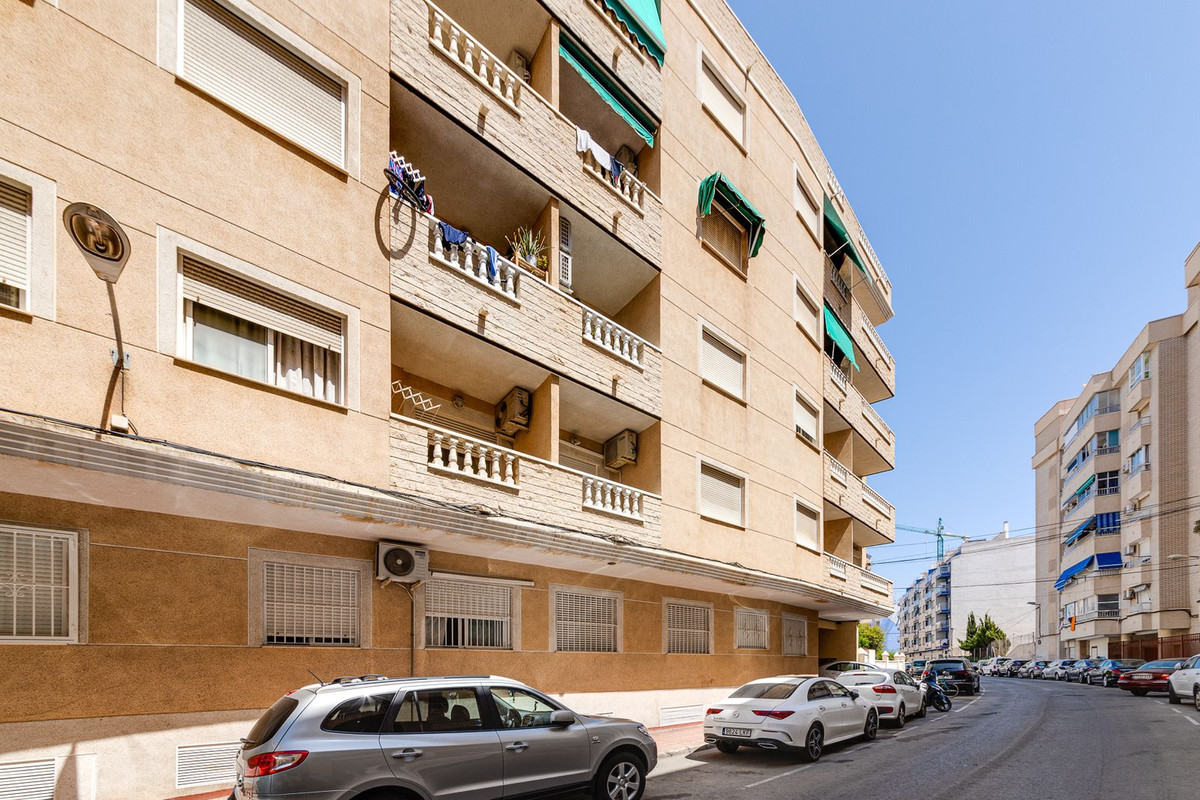 2 Bed Apartment for sale in Torrevieja Costa Blanca, Alicante, Spain