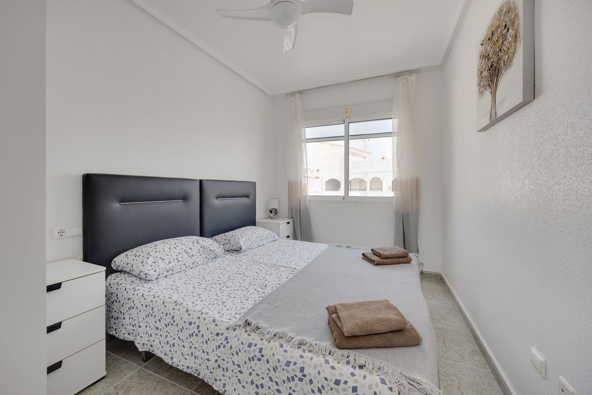2 Bed Apartment for sale in Torrevieja Costa Blanca, Alicante, Spain