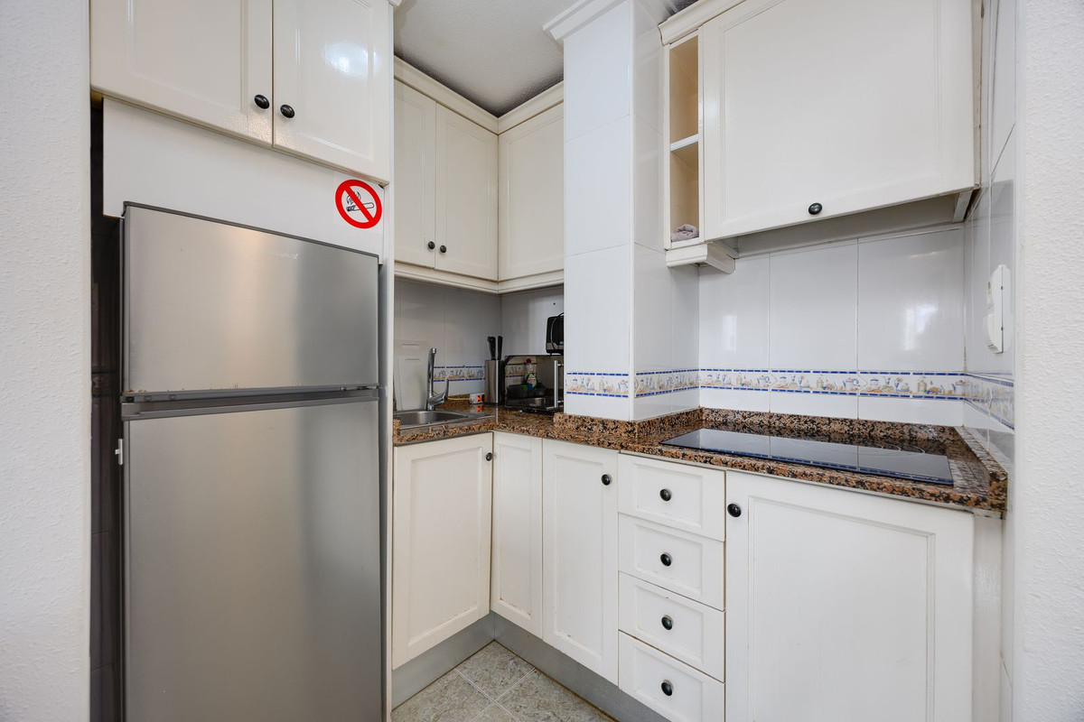 2 Bed Apartment for sale in Torrevieja Costa Blanca, Alicante, Spain