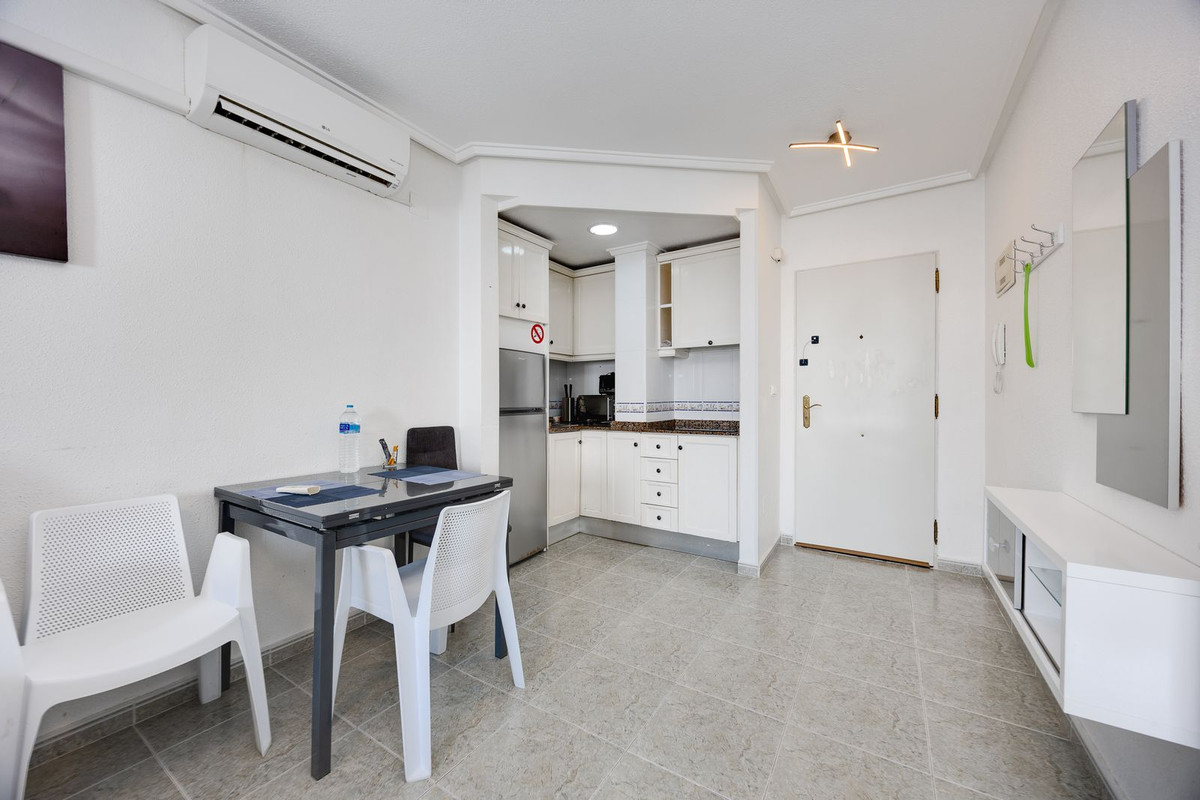 2 Bed Apartment for sale in Torrevieja Costa Blanca, Alicante, Spain