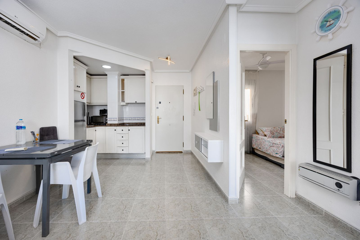2 Bed Apartment for sale in Torrevieja Costa Blanca, Alicante, Spain