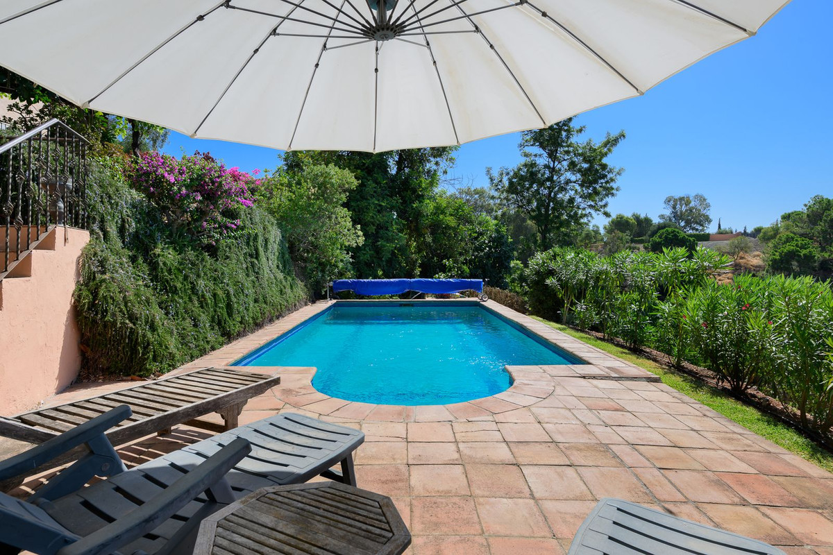 3 Bed Townhouse for sale in Estepona Costa Del Sol, Málaga, Spain