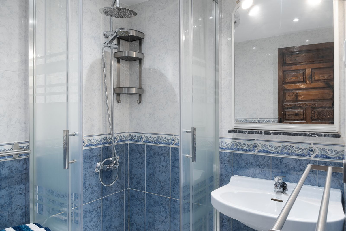 1 Bed Apartment for sale in Benalmadena Costa Costa Del Sol, Málaga, Spain