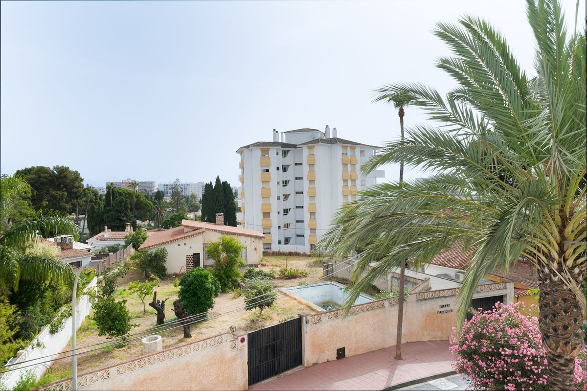 1 Bed Apartment for sale in Benalmadena Costa Costa Del Sol, Málaga, Spain