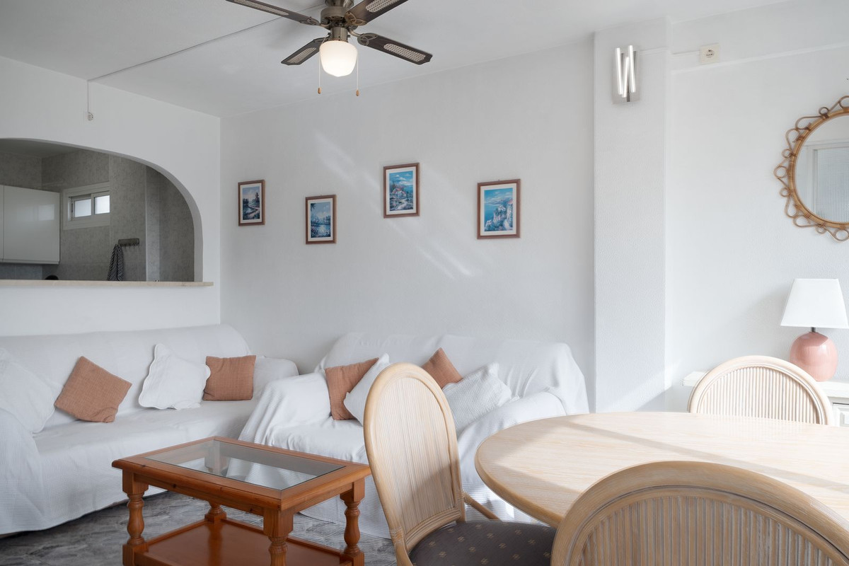 1 Bed Apartment for sale in Benalmadena Costa Costa Del Sol, Málaga, Spain