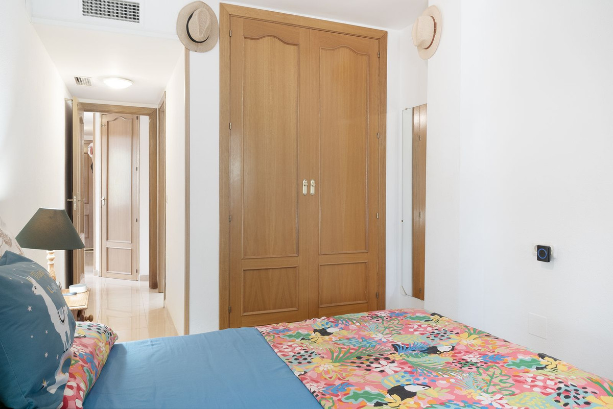 2 Bed Apartment for sale in Benalmadena Costa Costa Del Sol, Málaga, Spain