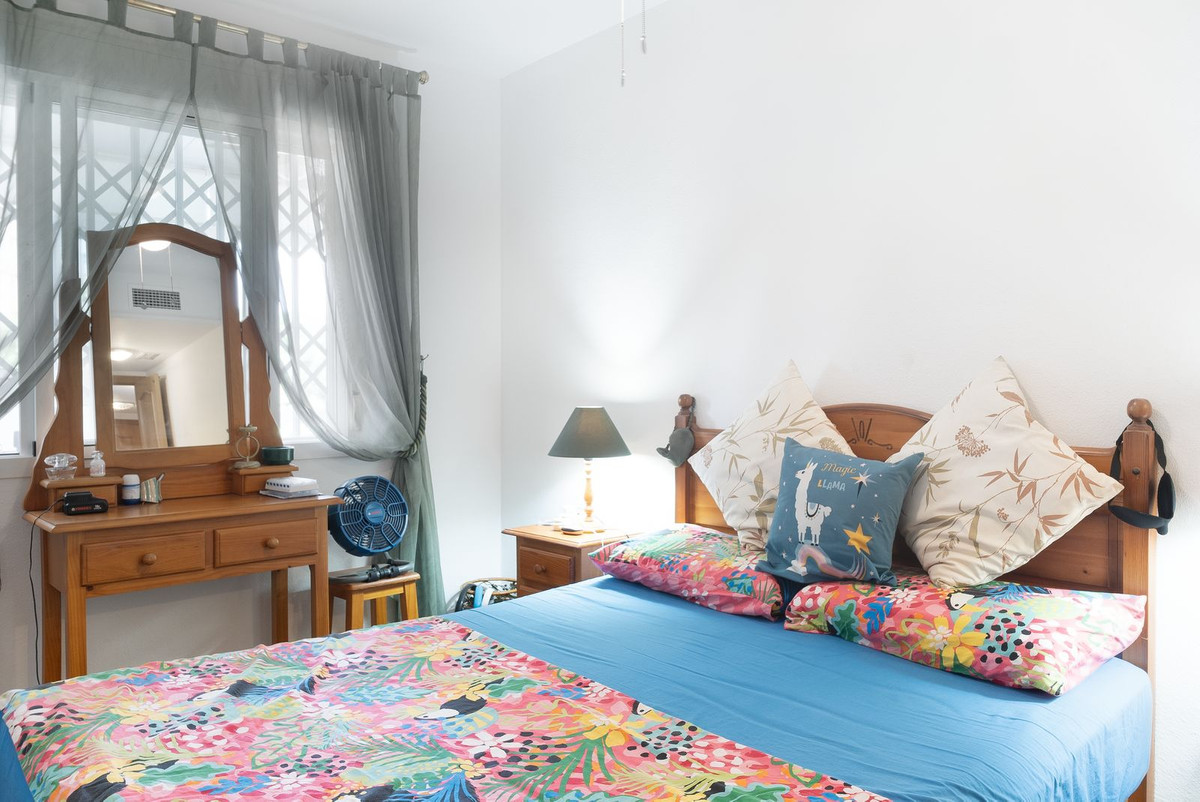 2 Bed Apartment for sale in Benalmadena Costa Costa Del Sol, Málaga, Spain