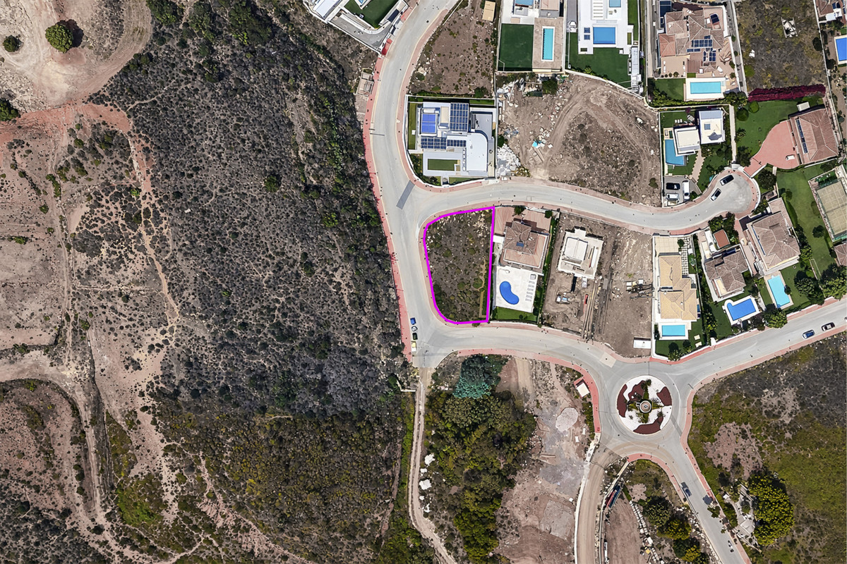 Se vende Terreno Rustico  en Costa Del Sol, Málaga, España
