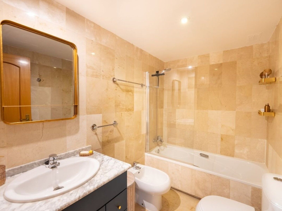 2 Bed Apartment for sale in Guadalmina Alta Costa Del Sol, Málaga, Spain