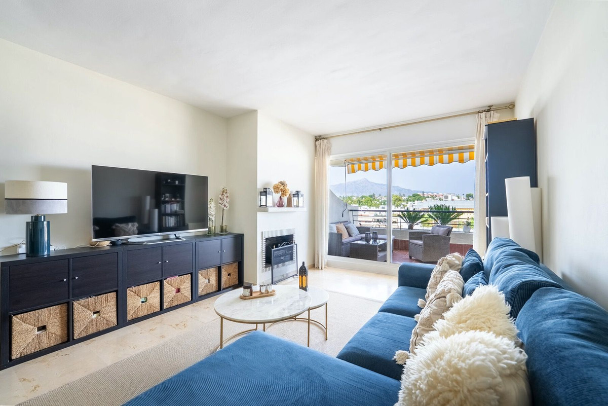 2 Bed Apartment for sale in Guadalmina Alta Costa Del Sol, Málaga, Spain