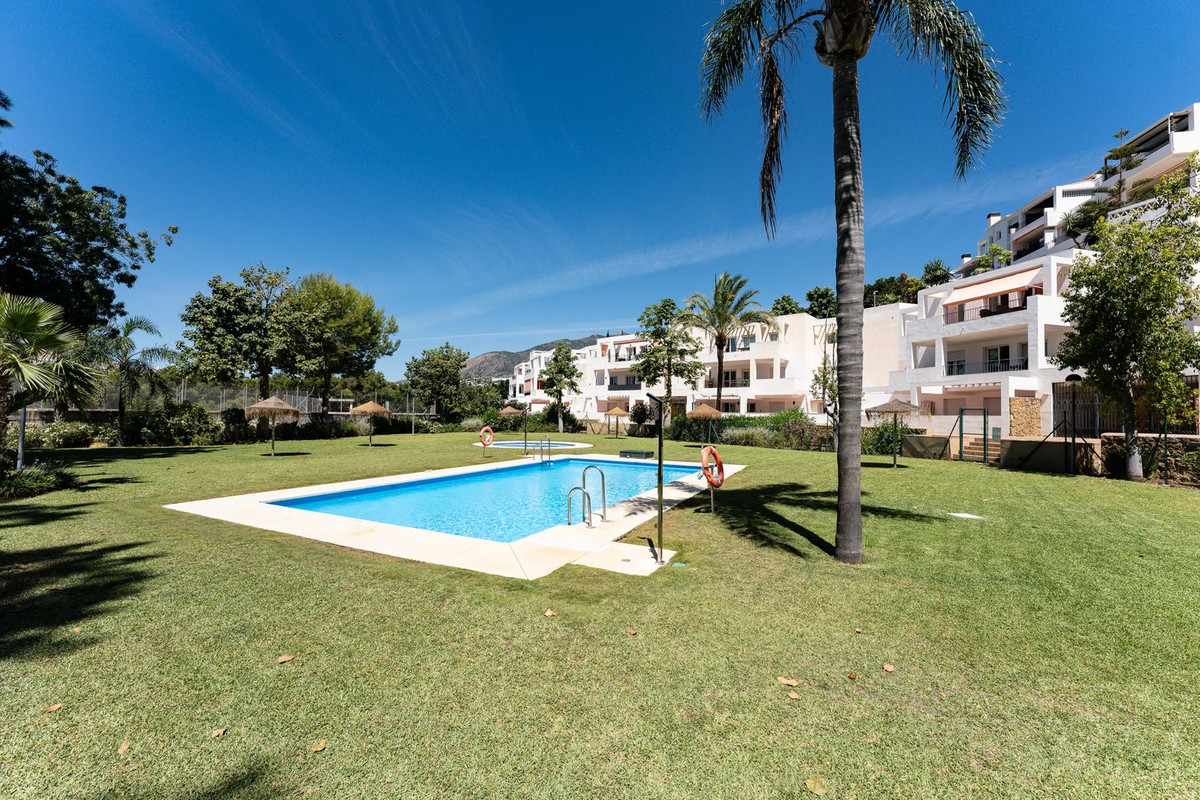 Se vende Apartamento Planta Media de 2 dormitorios en Costa Del Sol, Málaga, España