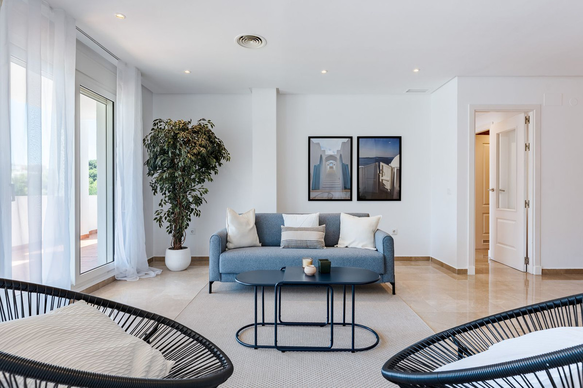Se vende Apartamento Planta Media de 2 dormitorios en Costa Del Sol, Málaga, España