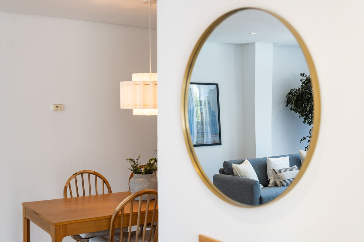 Se vende Apartamento Planta Media de 2 dormitorios en Costa Del Sol, Málaga, España