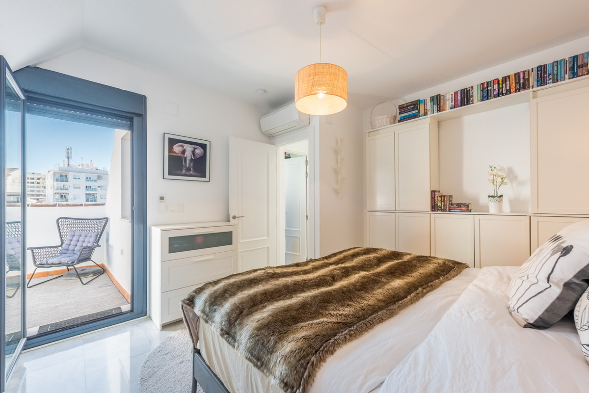 1 Bed Apartment for sale in Fuengirola Costa Del Sol, Málaga, Spain