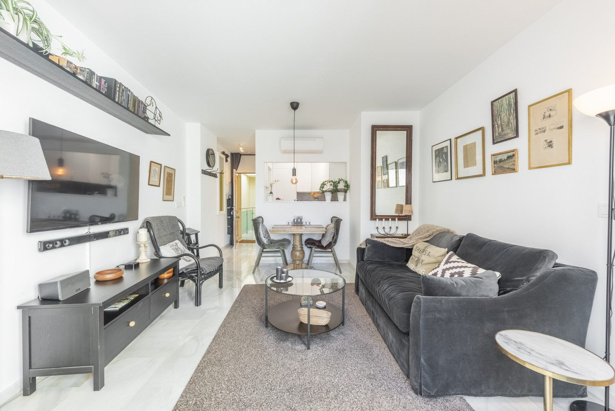 1 Bed Apartment for sale in Fuengirola Costa Del Sol, Málaga, Spain