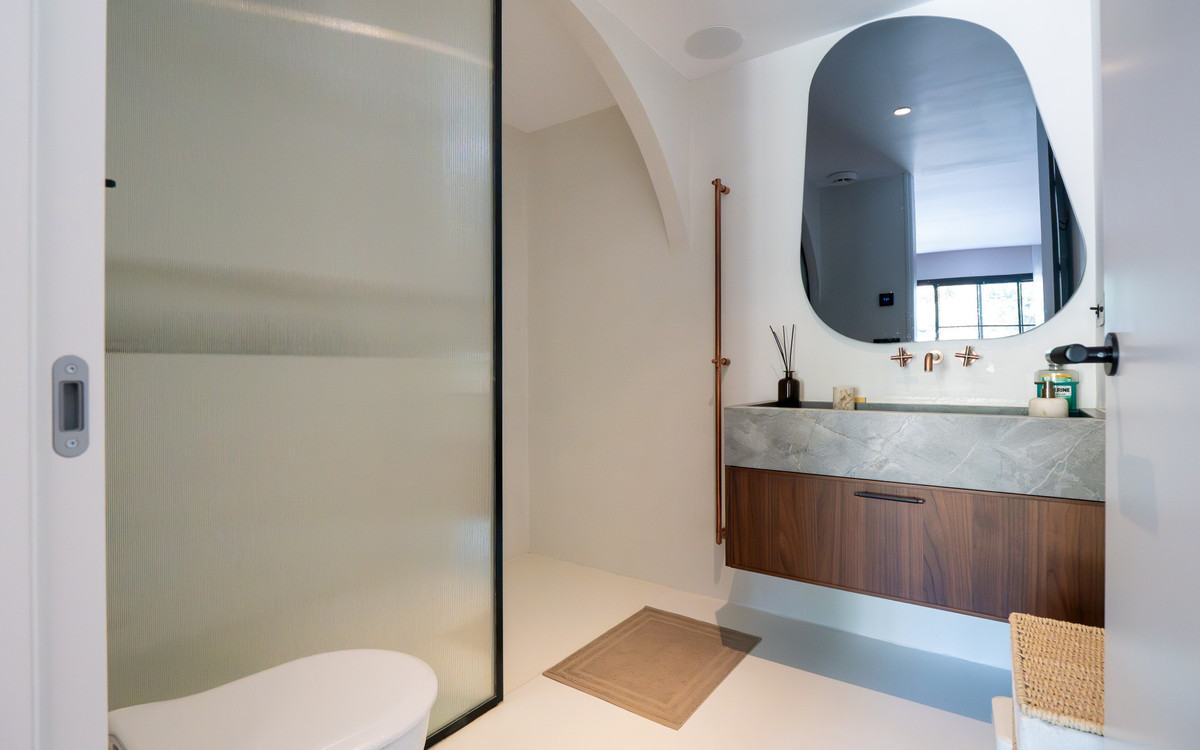 3 Bed Apartment for sale in Benahavís Costa Del Sol, Málaga, Spain