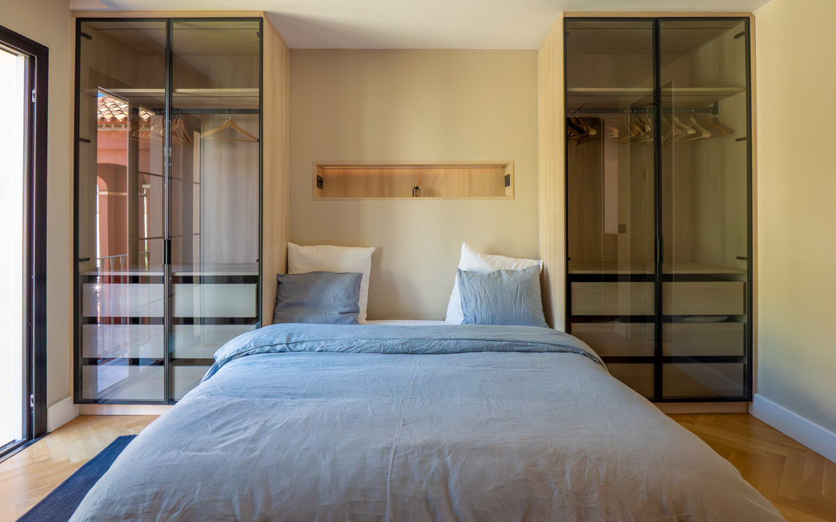 3 Bed Apartment for sale in Benahavís Costa Del Sol, Málaga, Spain