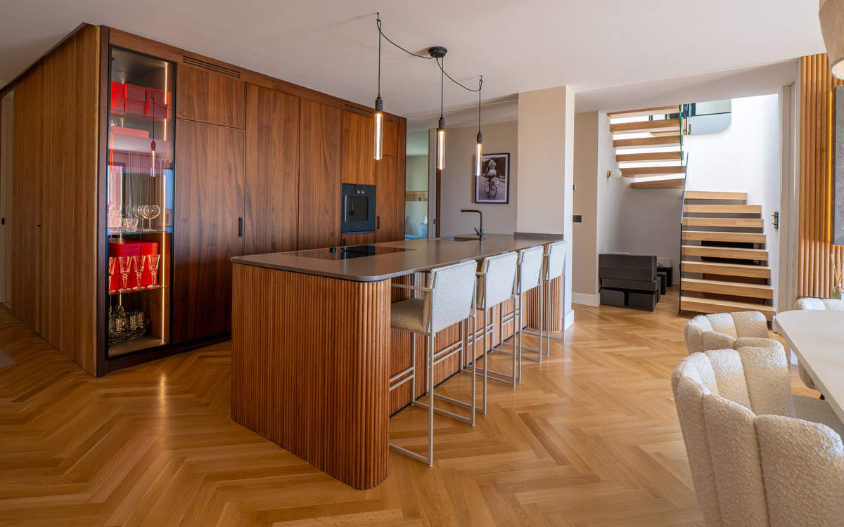 3 Bed Apartment for sale in Benahavís Costa Del Sol, Málaga, Spain