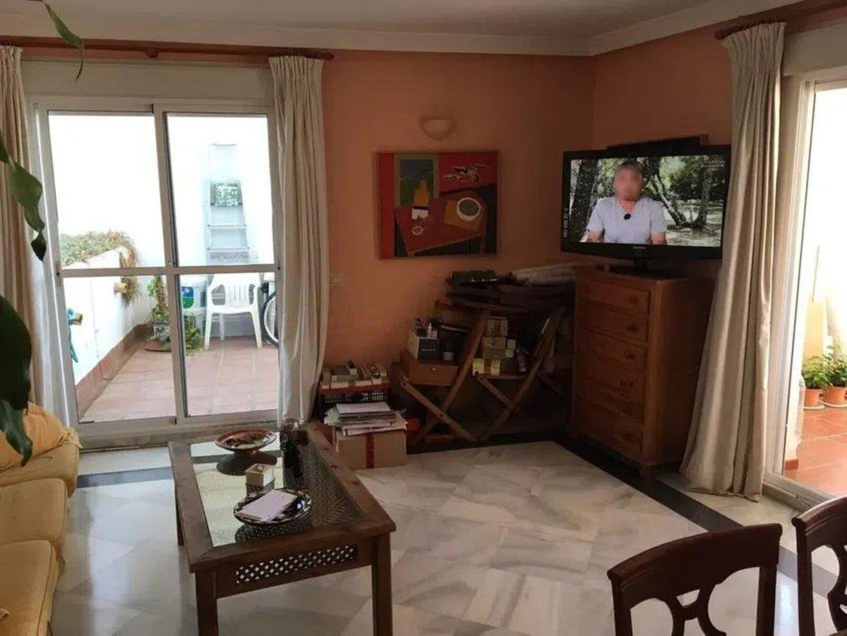 3 Bed Apartment for sale in Nueva Andalucía Costa Del Sol, Málaga, Spain