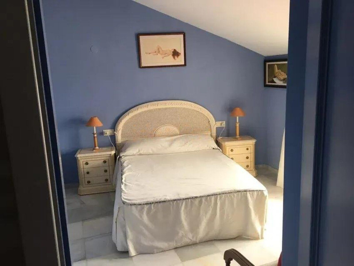 3 Bed Apartment for sale in Nueva Andalucía Costa Del Sol, Málaga, Spain