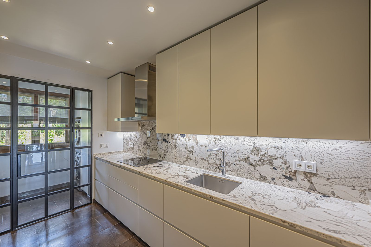 2 Bed Apartment for sale in Los Monteros Costa Del Sol, Málaga, Spain