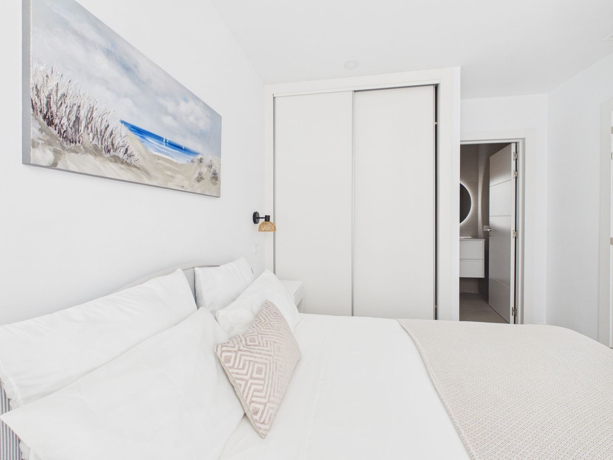 Se vende Villa - Chalet de 4 dormitorios en Costa Del Sol, Málaga, España