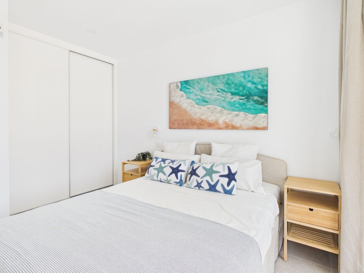 Se vende Villa - Chalet de 4 dormitorios en Costa Del Sol, Málaga, España