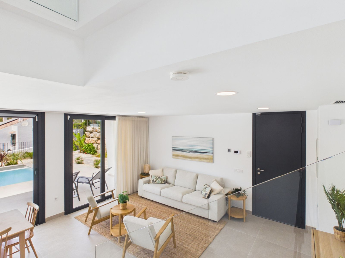 Se vende Villa - Chalet de 4 dormitorios en Costa Del Sol, Málaga, España