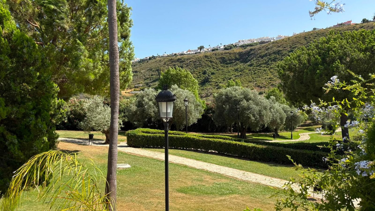 Se vende Villa - Chalet de 4 dormitorios en Costa Del Sol, Málaga, España