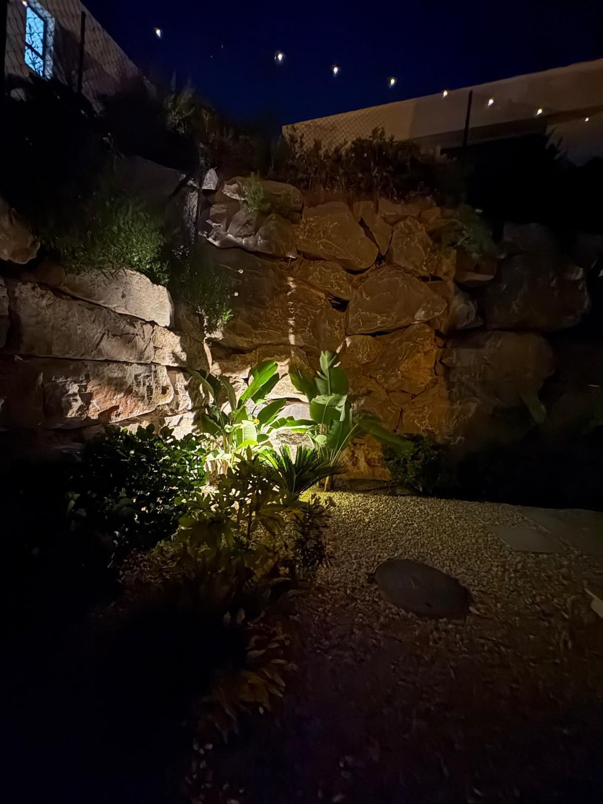 Se vende Villa - Chalet de 4 dormitorios en Costa Del Sol, Málaga, España