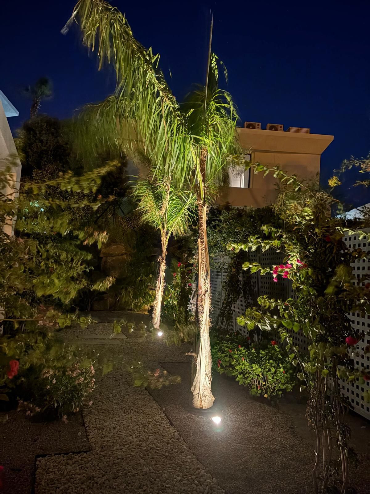 Se vende Villa - Chalet de 4 dormitorios en Costa Del Sol, Málaga, España