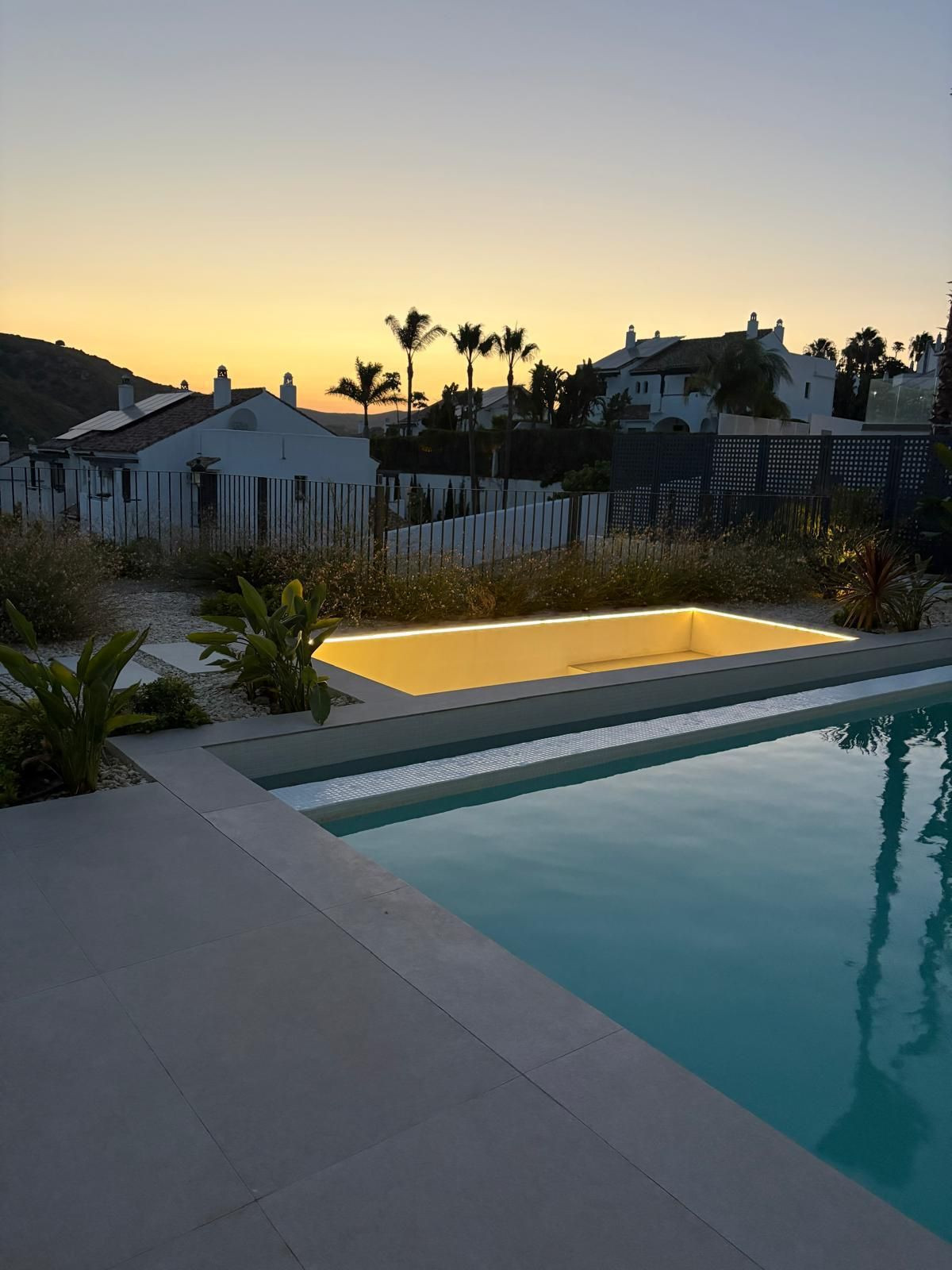 Se vende Villa - Chalet de 4 dormitorios en Costa Del Sol, Málaga, España