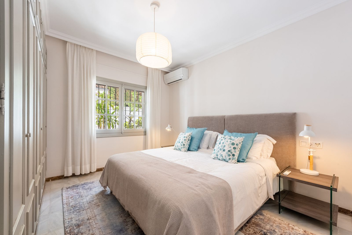4 Bed Townhouse for sale in San Pedro De Alcántara Costa Del Sol, Málaga, Spain