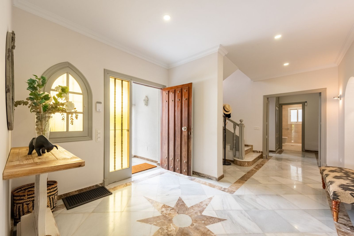 4 Bed Townhouse for sale in San Pedro De Alcántara Costa Del Sol, Málaga, Spain