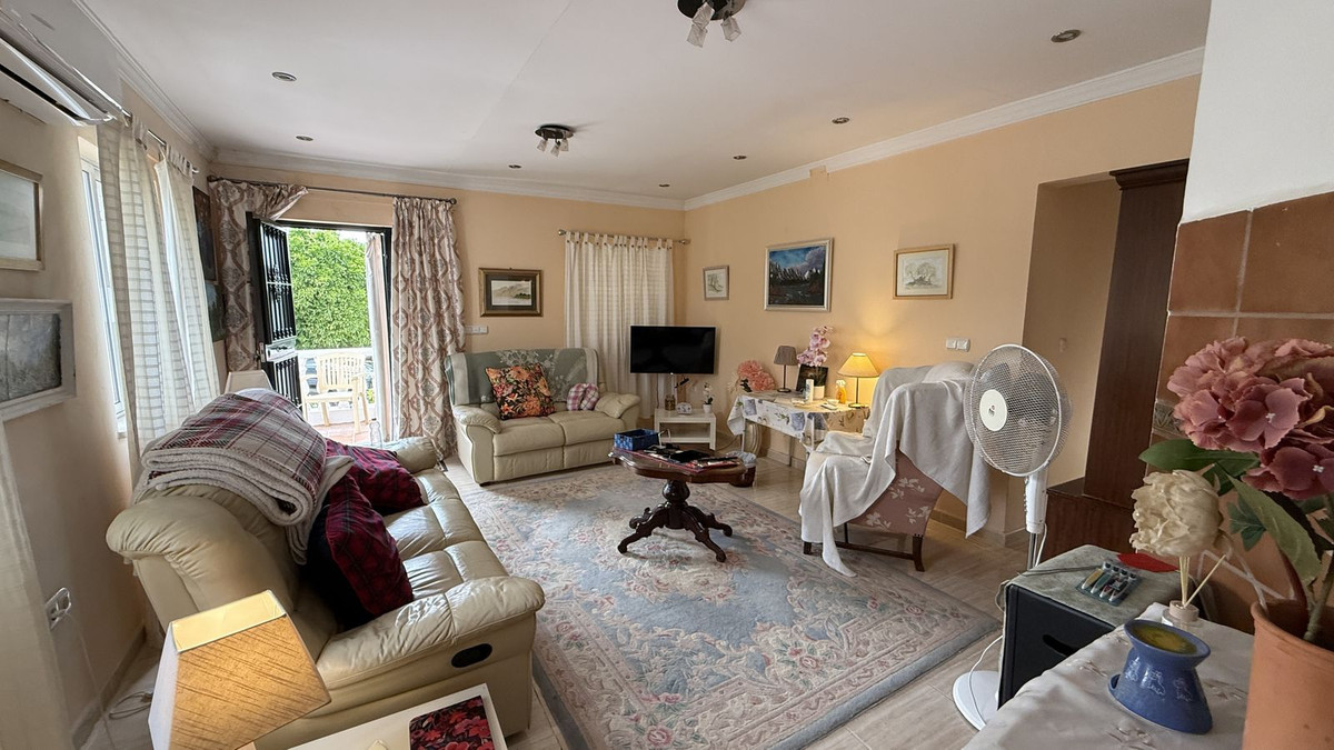 Se vende Finca - Cortijo de 4 dormitorios en Costa Del Sol, Málaga, España
