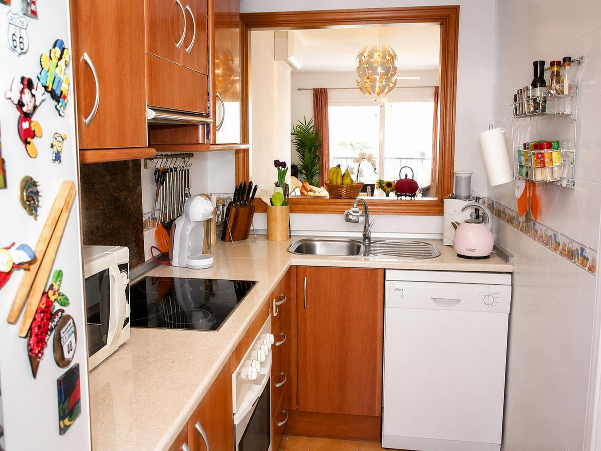2 Bed Apartment for sale in Calahonda Costa Del Sol, Málaga, Spain