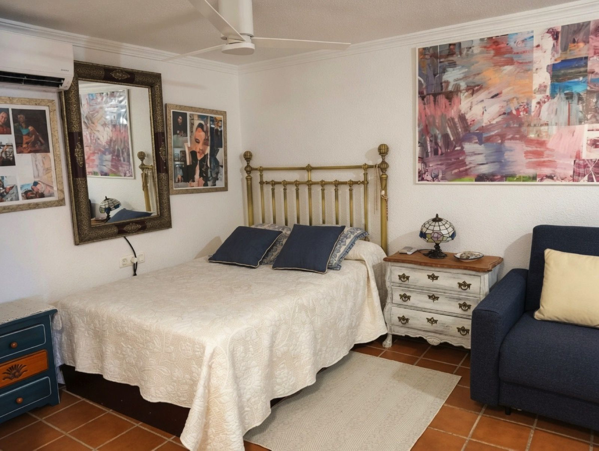 1 Bed Apartment for sale in Torreguadiaro Costa Del Sol, Cádiz, Spain