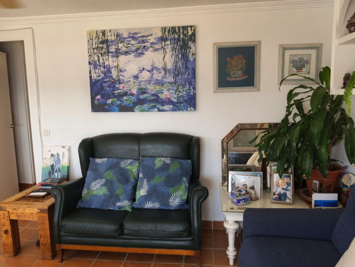 1 Bed Apartment for sale in Torreguadiaro Costa Del Sol, Cádiz, Spain
